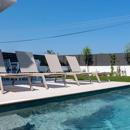 Apartment Luxury With Private Pool And *