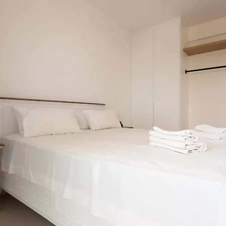 Luxury With Private Pool And Apartment *